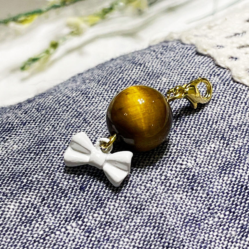 虎目石とリボンのチャーム