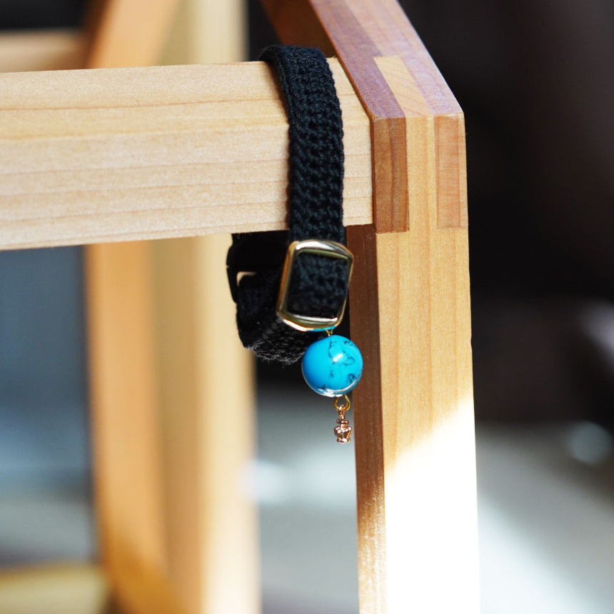 トルコ石と王冠